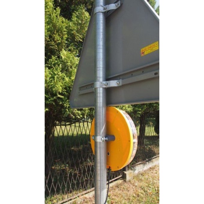 Lampa LED - 335 mm diametru si 40000 candele intensitate luminoasa - lumina continua